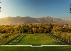 Leeu Estates